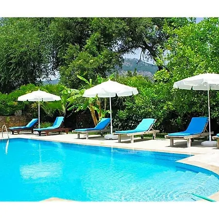 Sleeps 6 Pool Wifi