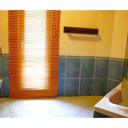 Sleeps 6 Pool Wifi 빌라