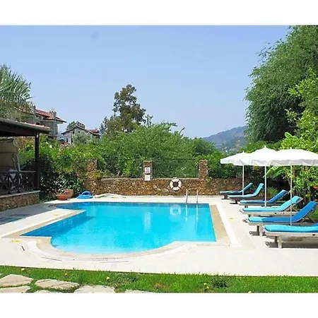 빌라 Sleeps 6 Pool Wifi *